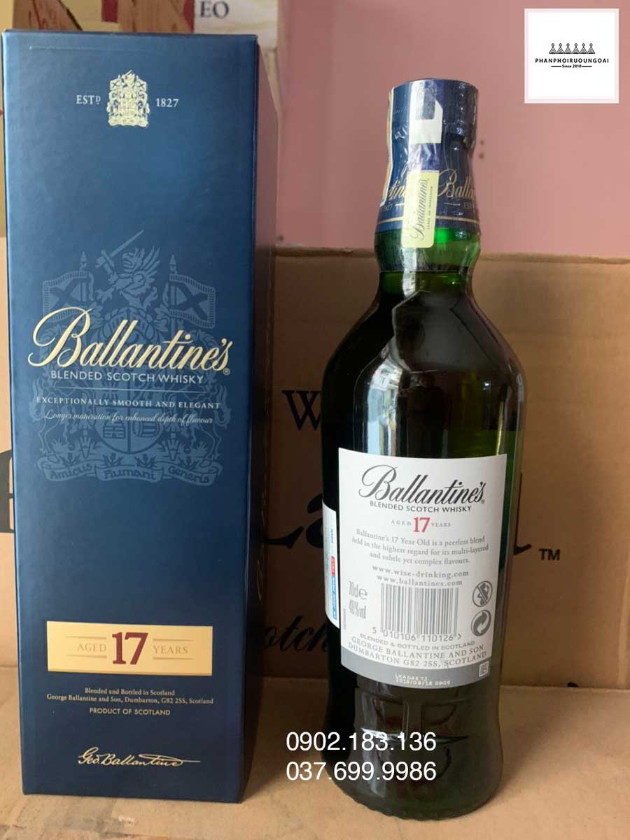 Mặt sau chai rượu Ballantine's 17 năm chính hãng 