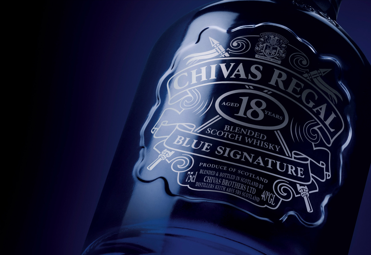 Nhãn chai Rượu Chivas 18 Blue Signature 