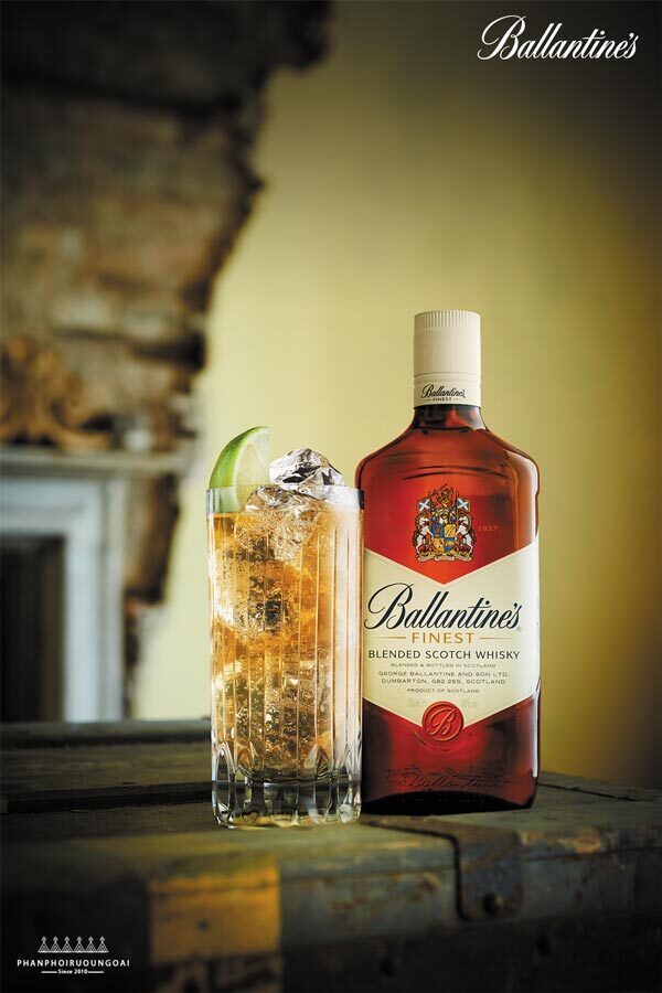 Một ly cocktail tươi mới từ rượu Ballantine's Finest Rượu Ballantine's Finest - Blended Scotch Whisky