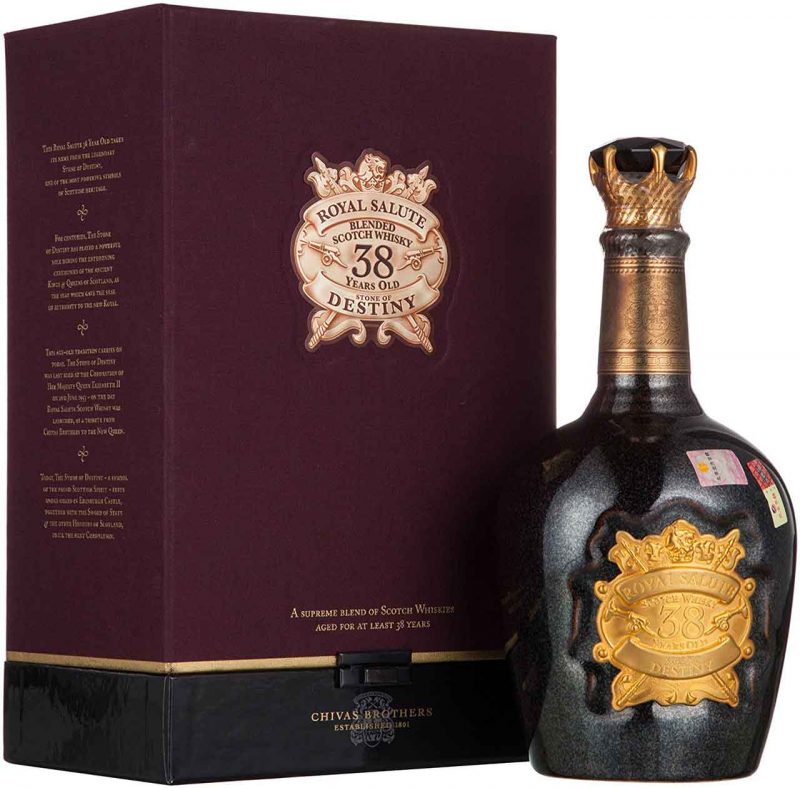 Rượu Chivas 38 năm tuổi 