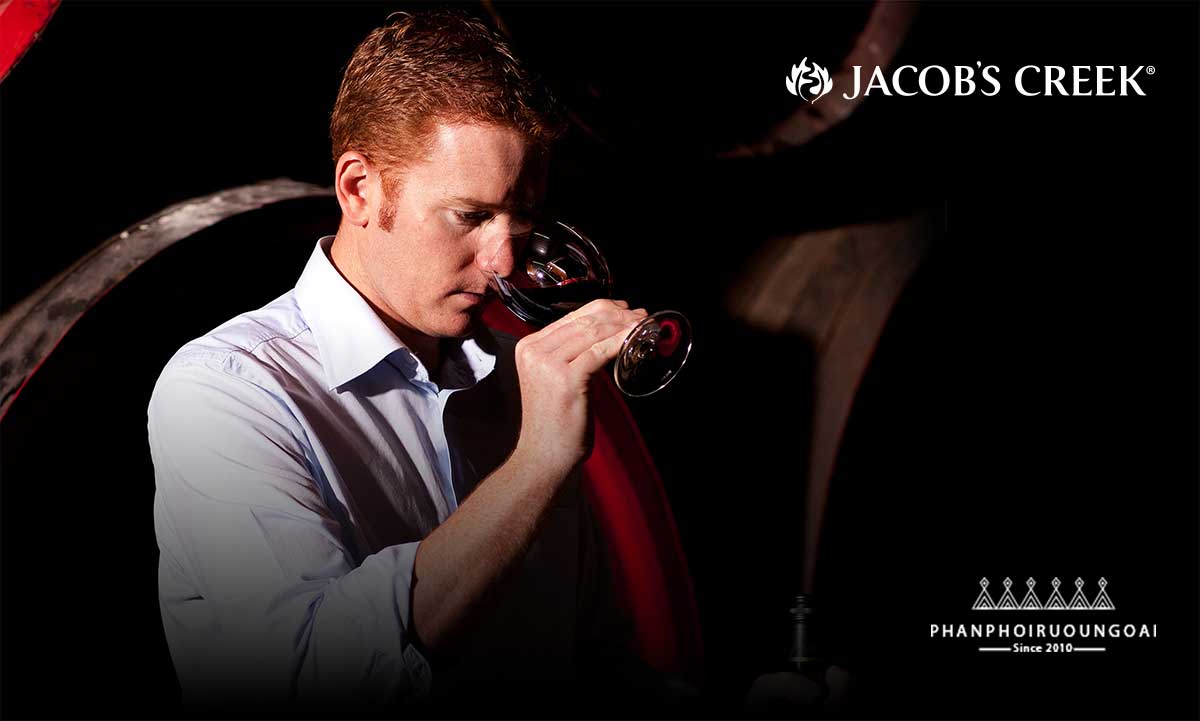Trưởng bộ phận rượu vang Ben Bryant nhà Jacob Creek