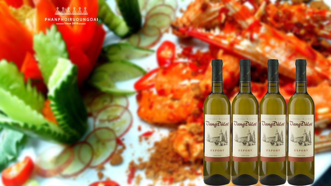 Món càng ghẹ rang muối ớt dùng với đà lạt Export White