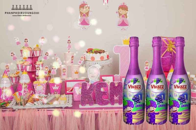 Nước ép trái cây sử dụng cho sinh nhật Vivazzz Sparkling Juice - Nho 