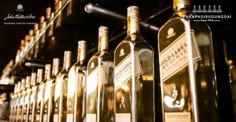 Showroom trưng bày phiên bản giới hạn của Johnnnie Walker Gold Label Reserve Limited 