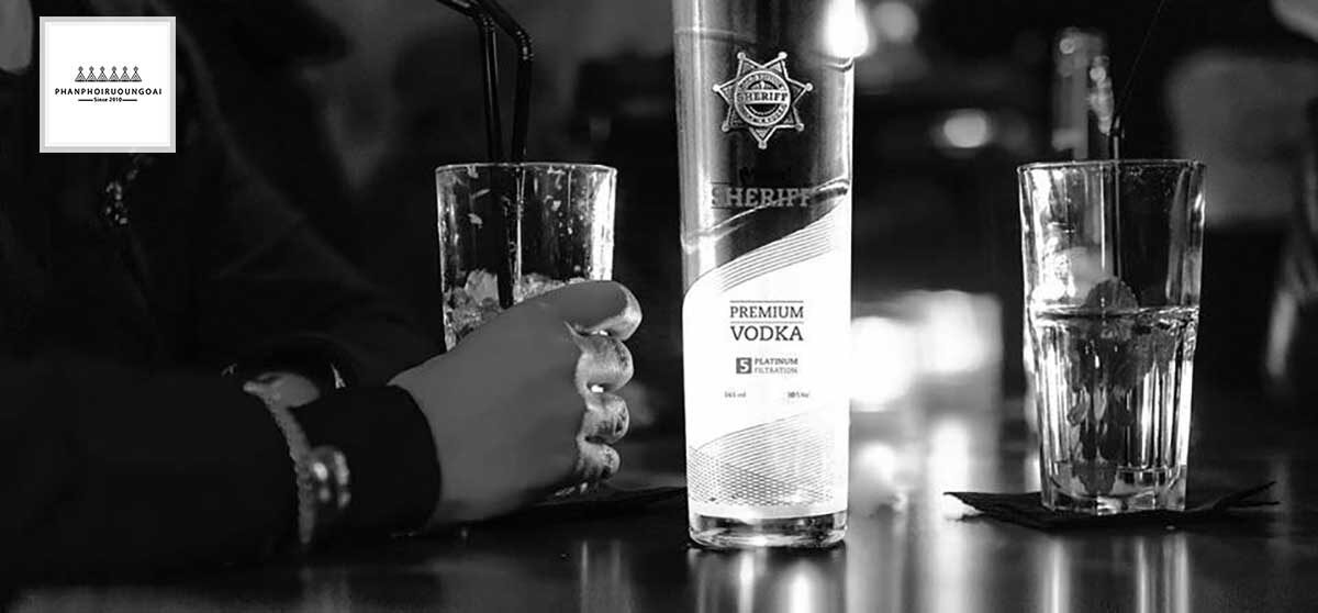 Vodka Men Sheriff sang trọng và lịch lãm  Rượu Vodka Men Sheriff sang trọng và lịch lãm