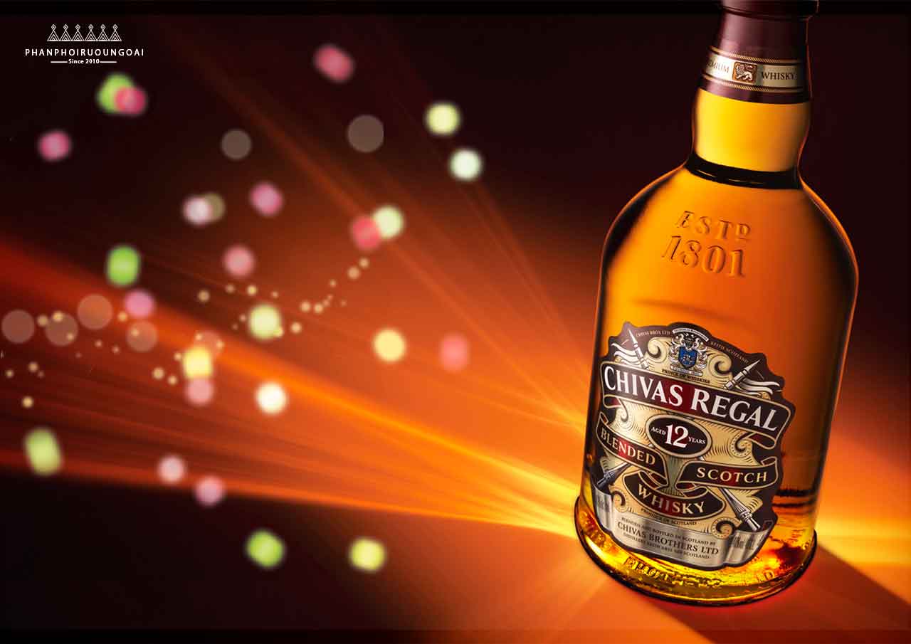 Rượu Chivas 12 1000 ml ( 1 lít ) đẹp mắt và sang trọng
