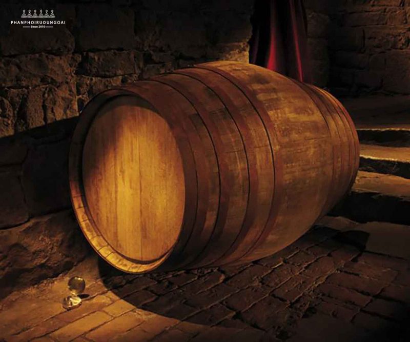 Rượu Glenmorangie Lasanta trưởng thành từ thùng gỗ sồi Sherry Butts 