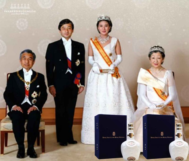 Lễ cưới của thái tử Naruhito nhật bản trong đó rượu Royal Salute 25 year old được xem như vật tiến cống 