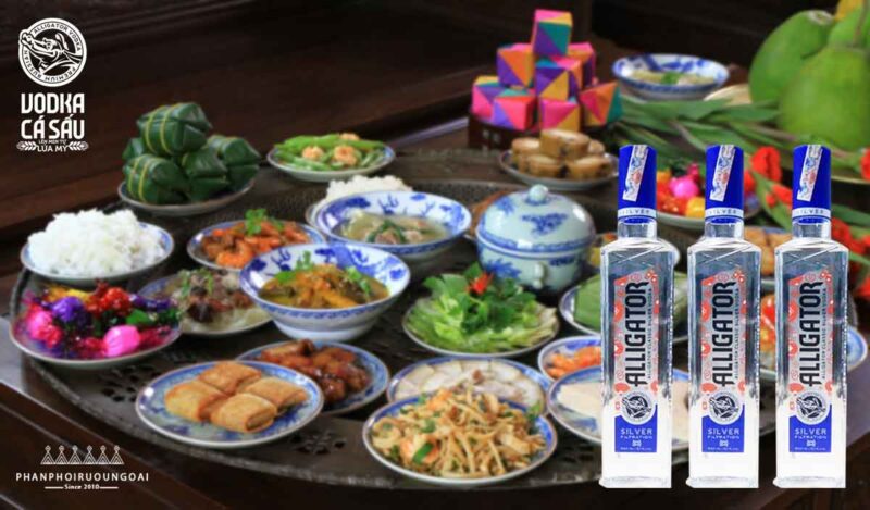 Rượu Vodka Cá Sấu Xanh Tết 2018 và mâm cỗ tết 