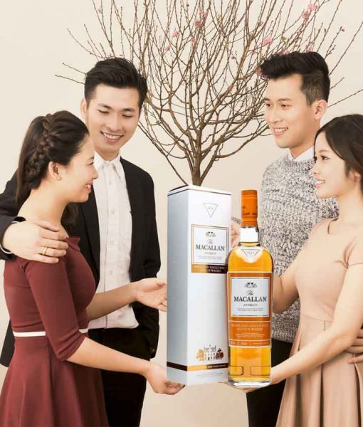 Biếu tặng gia đình và bạn bè rượu Macallan Amber 1824