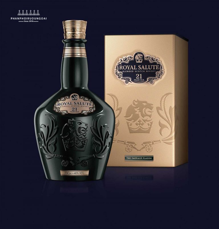 Rượu Royal Salute 21 năm Emerald Flagon