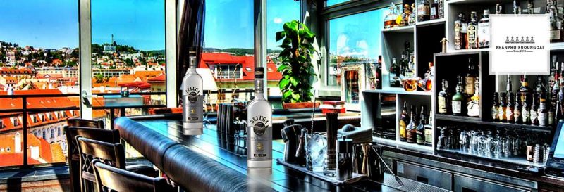 Rượu Vodka Beluga 3 L cho việc trưng bày trong nhà hàng 