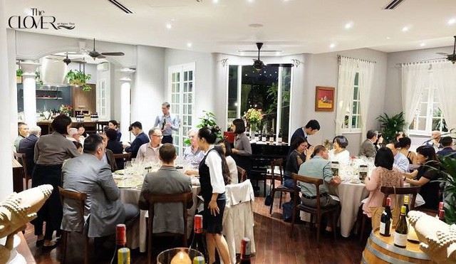 Nghi lễ là một phần quan trọng khi thưởng thức rượu vang