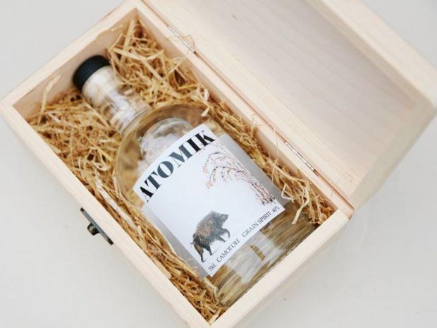 Rượu Vodka Atomik sản xuất tại Chernobyl