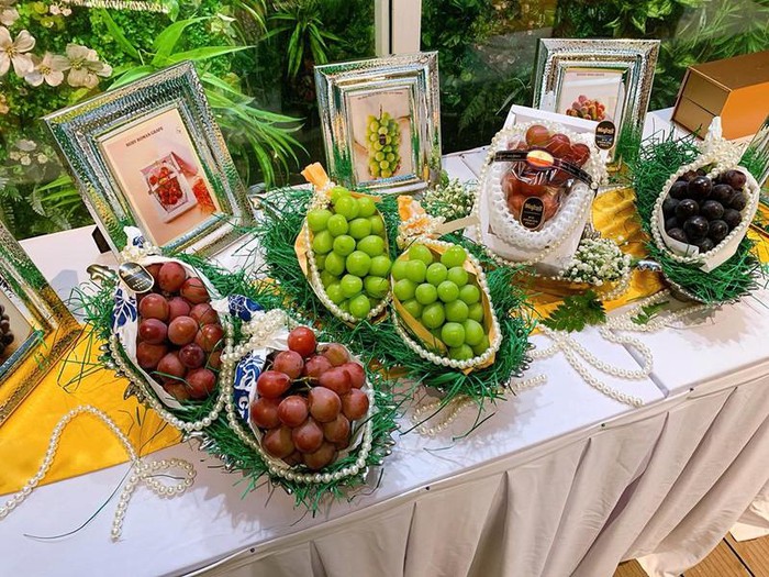 Giống nho đắt nhất thế giới Ruby Roman đổ bộ việt nam