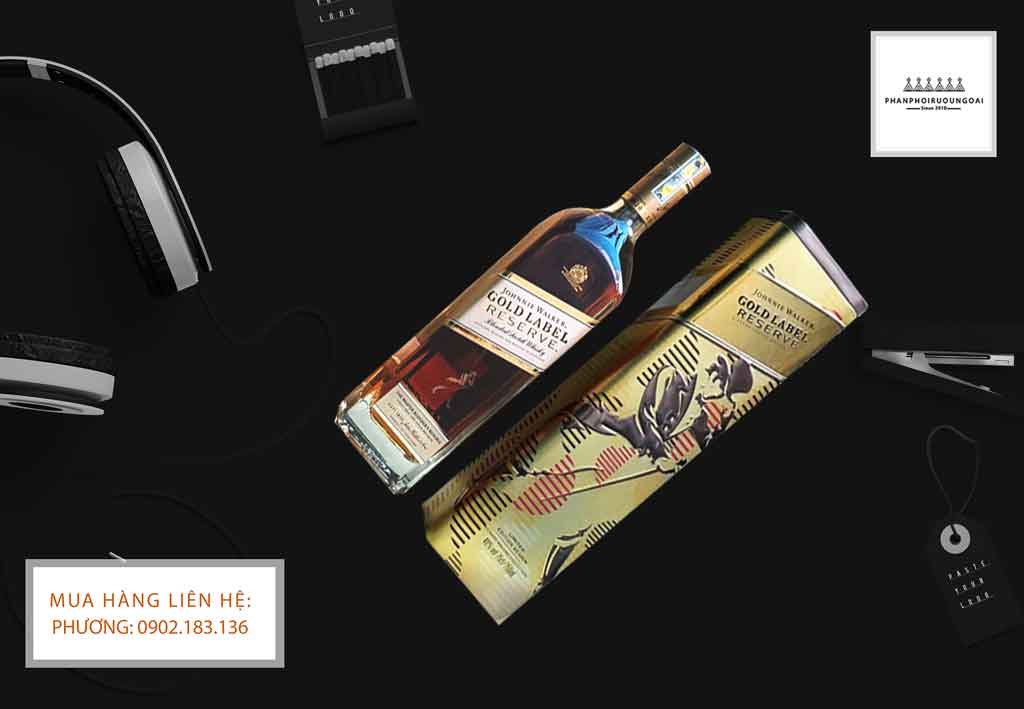 Ảnh chụp rượu Johnnie Walker Gold Label hộp quà tết 2020 Ảnh chụp rượu Johnnie Walker Gold Label hộp quà tết 2020