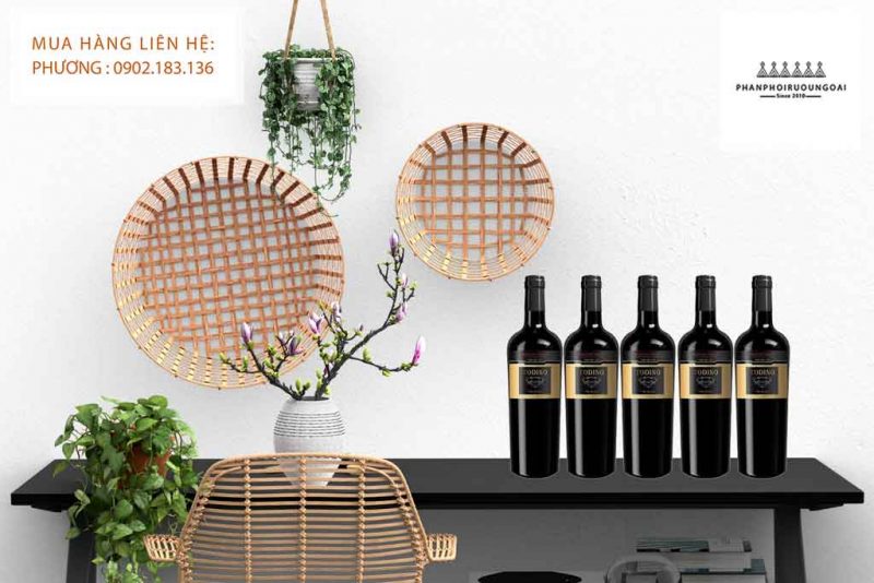 Rượu Vang Ý giá rẻ Todino IGT Ảnh chụp rượu Vang Ý giá rẻ Todino I.G.T