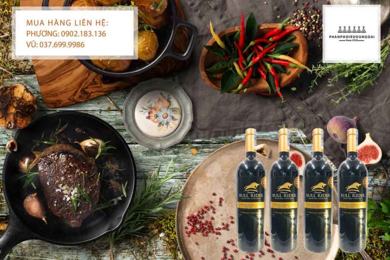 Rượu Vang Chile Bull Rider Gran Reserva Cabernet Sauvignon và thịt bò bít tết 2020 