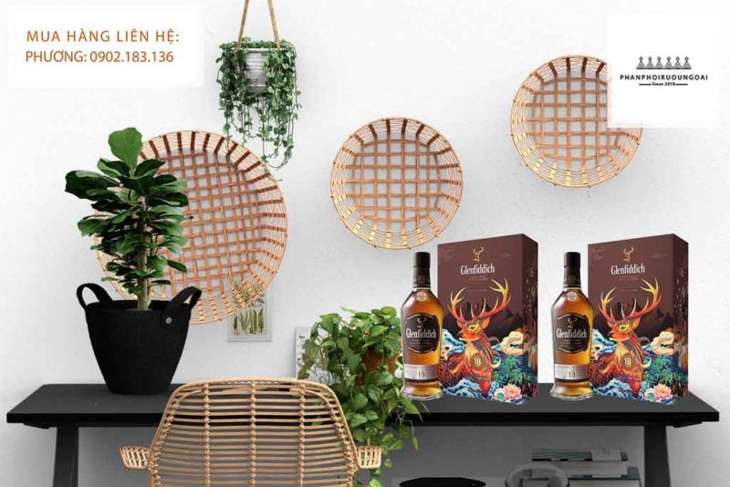 Rượu Glenfiddich 18 hộp quà tết 2020 Ảnh Rượu Glenfiddich 18 hộp quà tết 2020