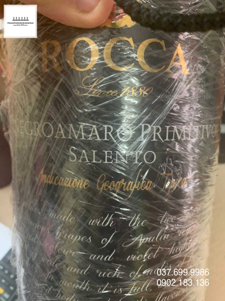 Nhãn chính rượu vang Bịch Ý Rocca Negroamaro Primitivo 3 L 