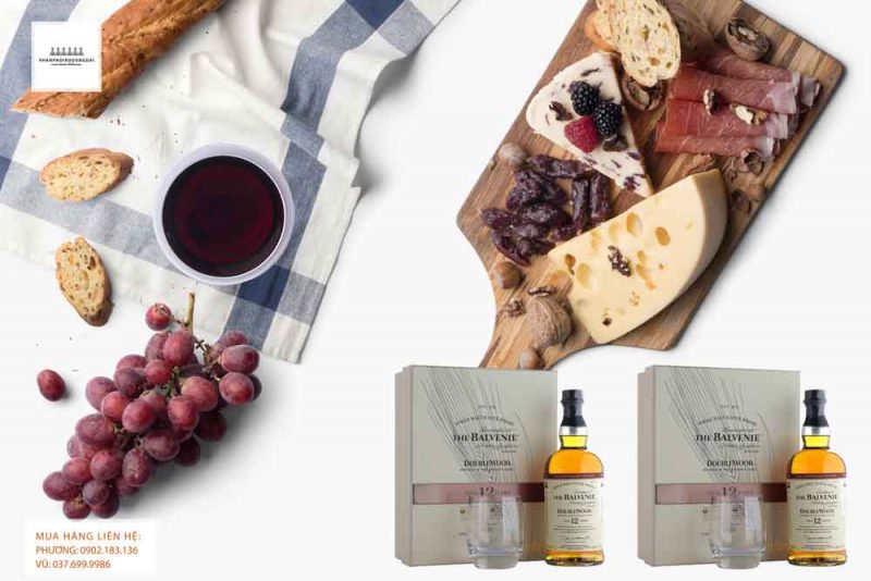 Rượu Balvenie 12 Double Wood hộp quà tết 2020 và các món ăn 