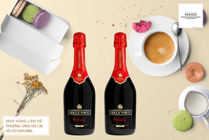 Rượu vang Ý Rocca dei Forti Festivity Brut và món ăn nhẹ Rượu vang Ý Rocca dei Forti Festivity Brut và món ăn nhẹ