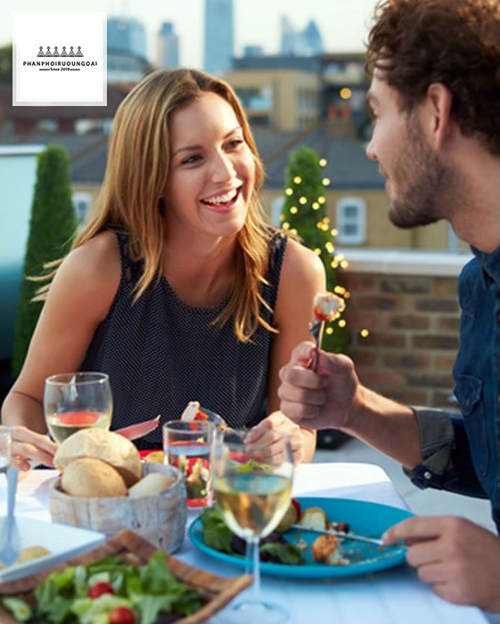 Tạo phong cách sống với đồ uống của Rocca dei Forti Tạo phong cách sống với đồ uống của Rocca dei Forti