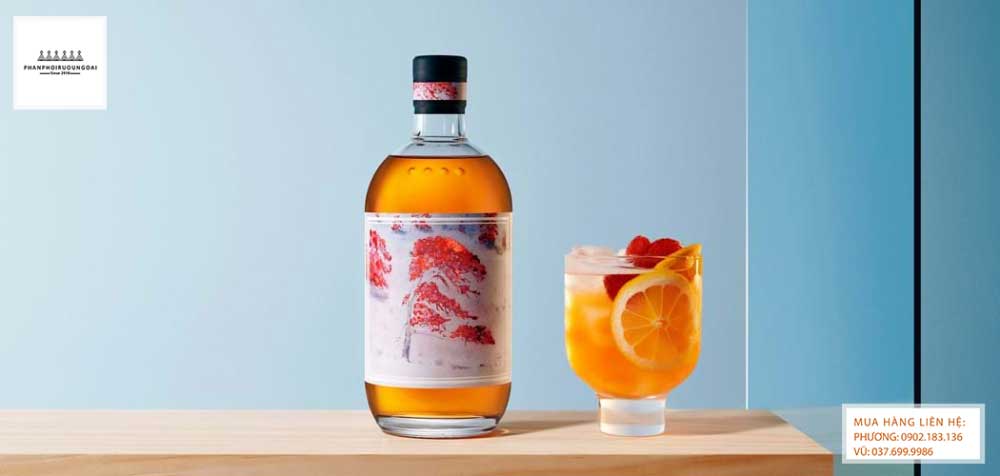 Cocktail được tạo thành từ rượu four pillars australian christmas 2019 gin 