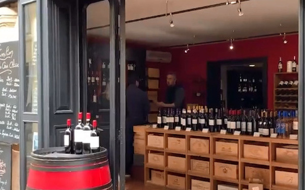 Công nghiệp rượu vang Pháp Nền công nghiệp rượu vang Pháp đóng góp nhiều cho du lịch