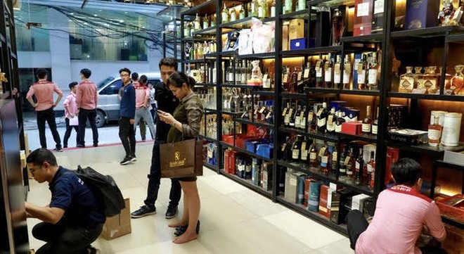 Thị trường bia rượu đìu hiu mặc dù có nhiều khuyến mại