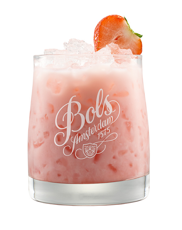 Cocktail Strawberry Cheesecake dễ làm với rượu Bols 