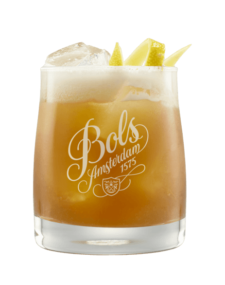Cocktail Amaretto Sour được làm với rượu Bols 