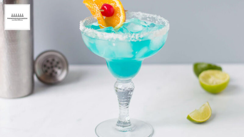 Cocktail Blue Margarita từ rượu Bols 