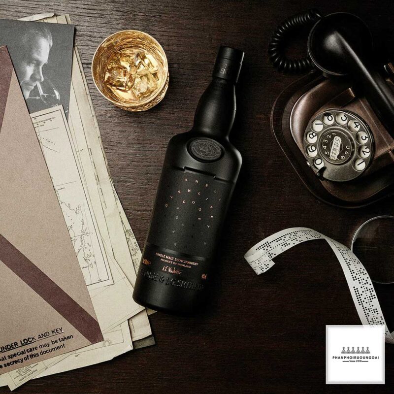 Rượu Glenlivet Code với màu đen huyền bí Rượu Glenlivet Code với màu đen huyền bí