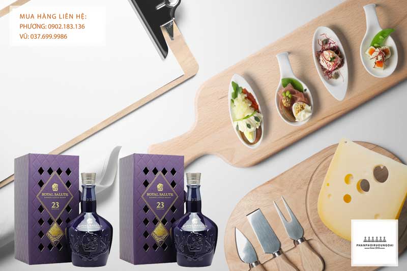 Rượu Royal Salute 23 Year Old và bữa tiệc sang trọng Rượu Royal Salute 23 Year Old và bữa tiệc sang trọng
