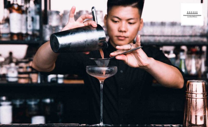 Nghệ thuật trong việc tạo ra sự tinh khiết cho các loại cocktail Nghệ thuật trong việc tạo ra sự tinh khiết cho các loại cocktail