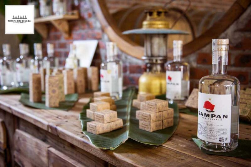 Rượu Rhum trắng Sampan sản xuất tại Việt Nam Rượu Rhum Sampan loại rượu Rhum được sản xuất tại Việt Nam
