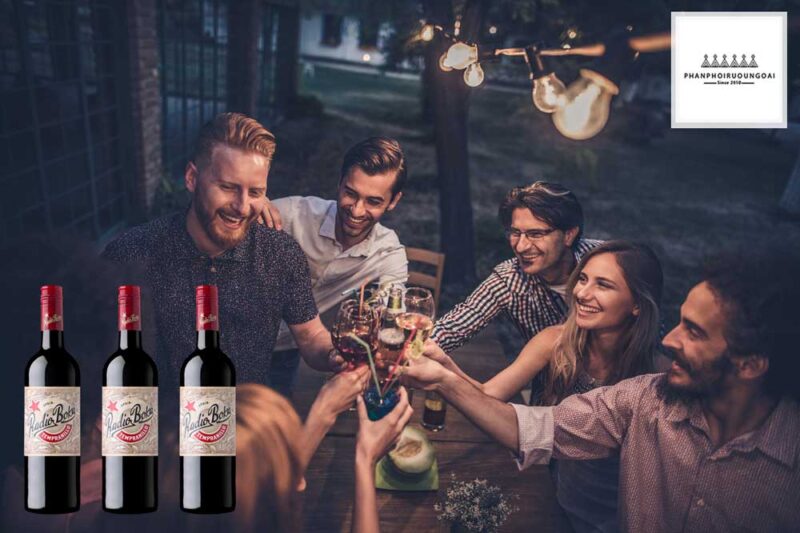 Radio Boka Tempranillo Rượu vang Đỏ Radio Boka Tempranillo cho những người bạn