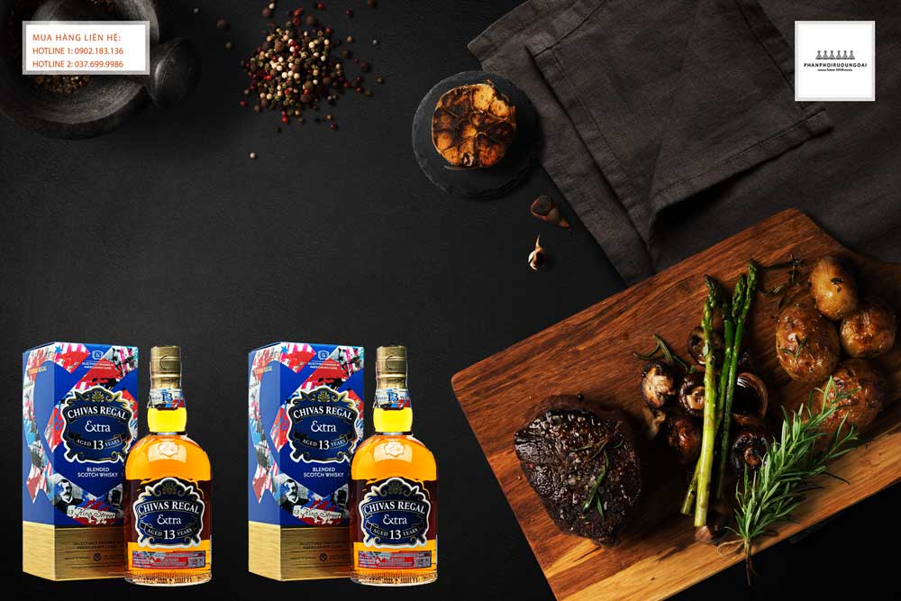 Thưởng thức rượu Chivas Extra 13 American Rye Cask với bít tết 