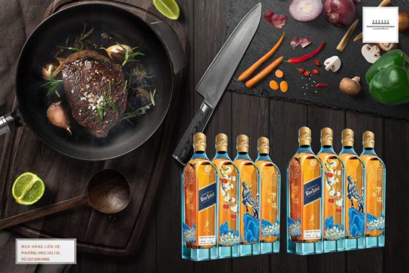 Thưởng thức rượu Johnnie Walker Blue Label Year Of The OX