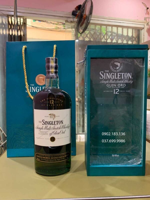 Ảnh thực tế rượu Singleton 12 năm hộp quà tết 2021 