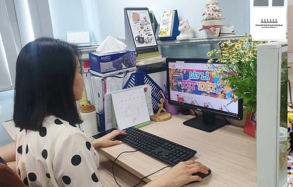 Hình thức mua sắm online đang được ưu tiên trong năm 2021
