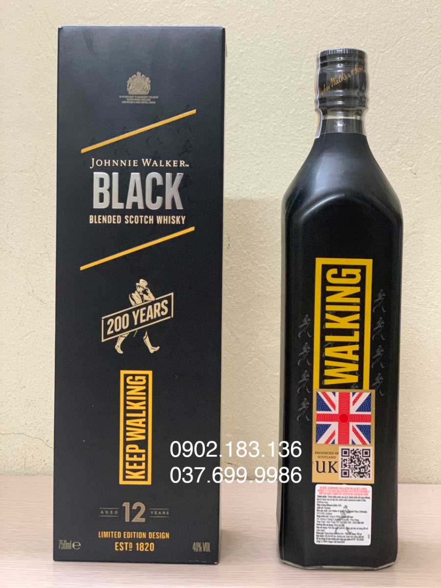 Mặt sau chai rượu Johnnie Walker Black Label 200 Years Icons Limited Edition