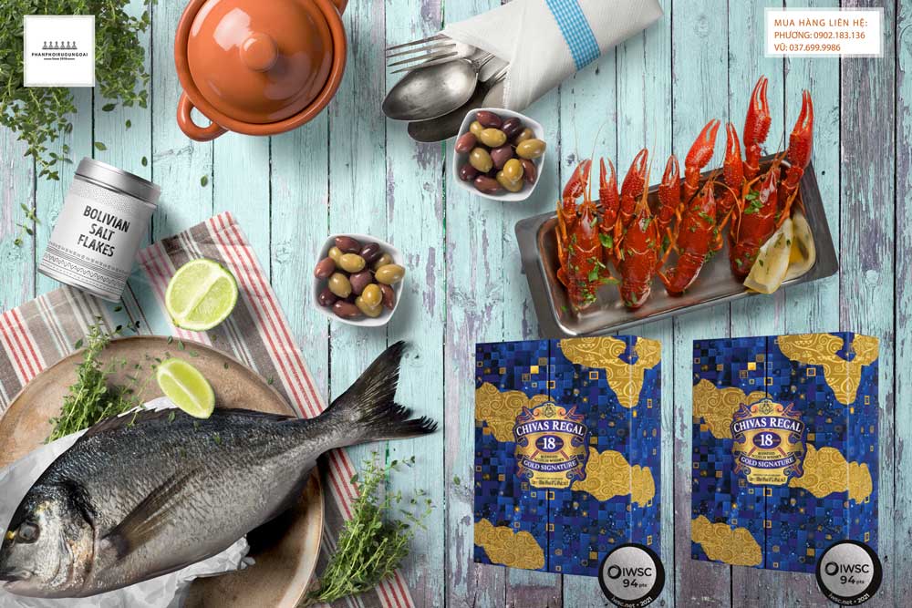Thưởng thức rượu Chivas 18 hộp quà tết 2022 với hải sản