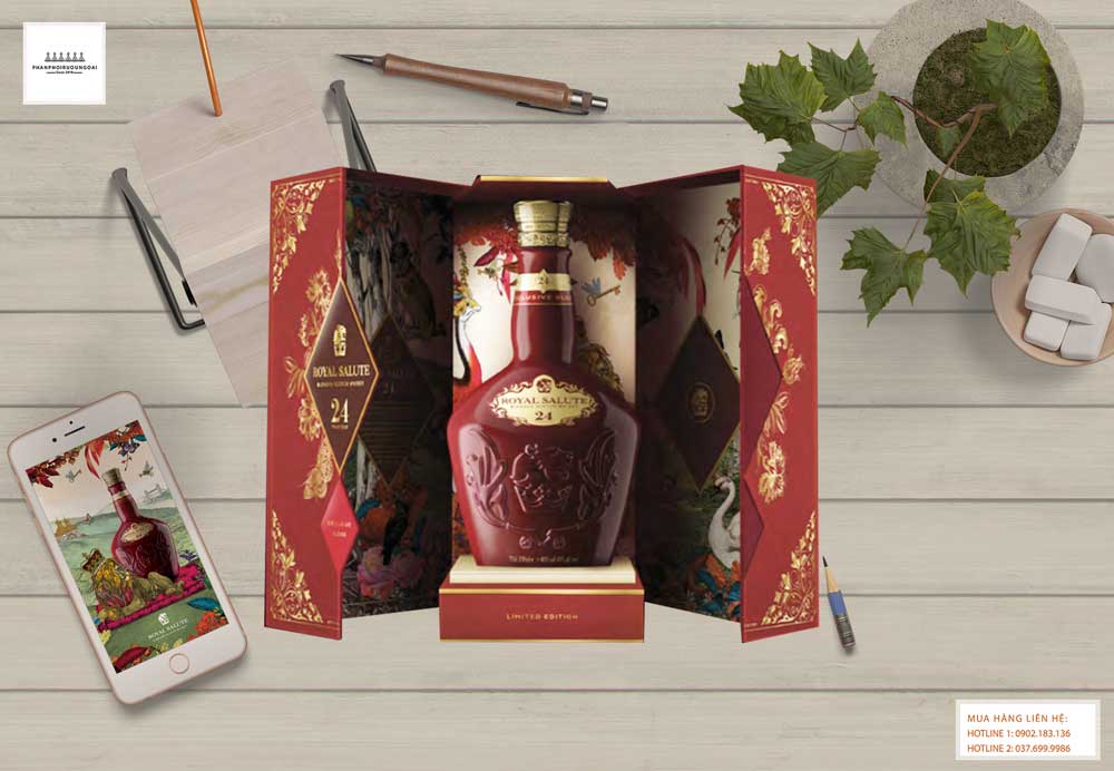 Hình ảnh rượu Chivas 24 năm hộp quà tết 2022 cho biếu tặng gia đình và người thân 