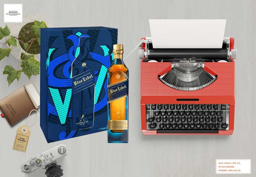 Johnnie Walker Blue Label hộp quà tết 2022 Hình ảnh rượu Johnnie Walker Blue Label hộp quà tết 2022 sang trọng và lịch lãm cho biếu tặng