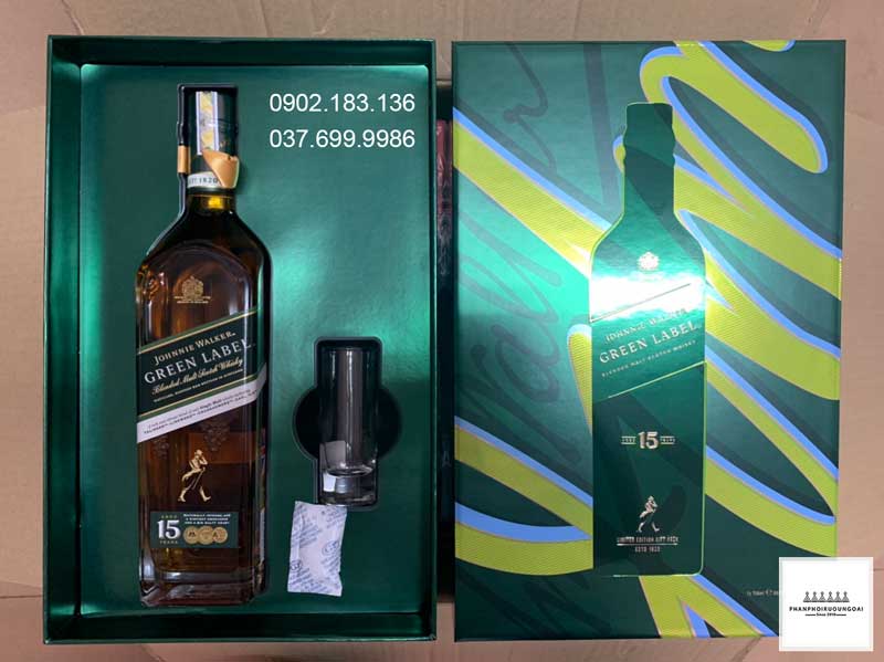 Mở hộp rượu Johnnie Walker Green Label hộp quà tết 2022 