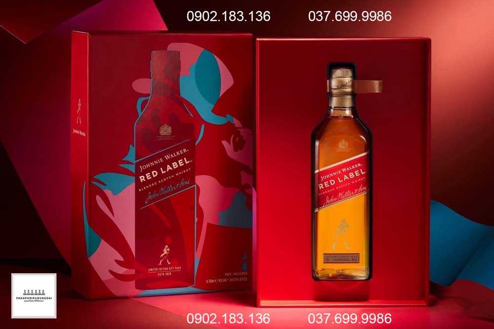Rượu Johnnie Walker Red Label hộp quà tết 2022 - Sắc đỏ nồng nàn