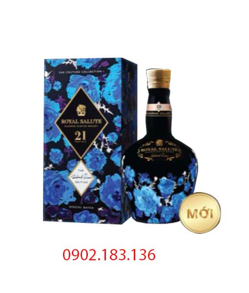 Rượu Chivas 21 Richard Quinn đen - Tôn vinh ngôi hoàng