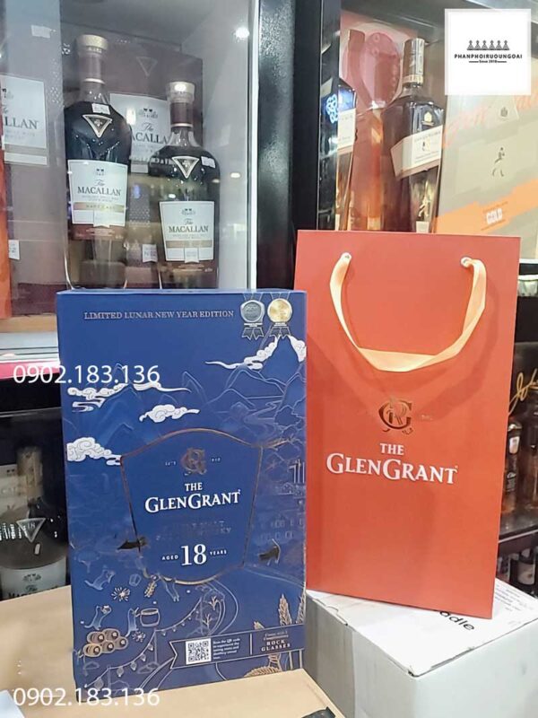 Ảnh thực tế Rượu Glen Grant 18 năm hộp quà tết 2023 